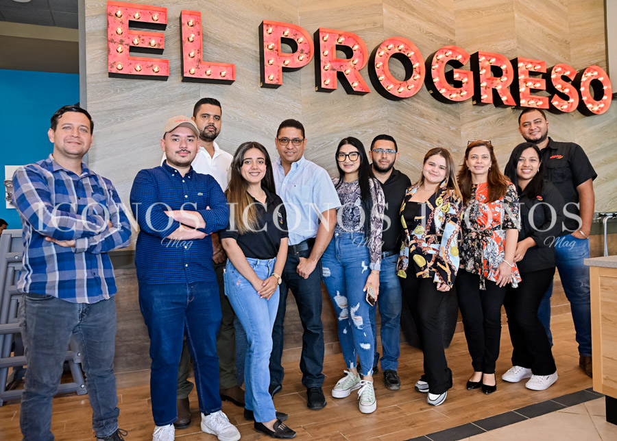 Inauguración Denny's El Progreso Honduras