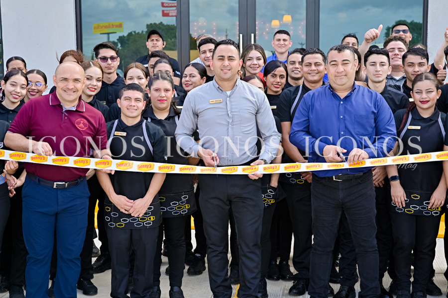 Apertura Denny's El Progreso parte 2