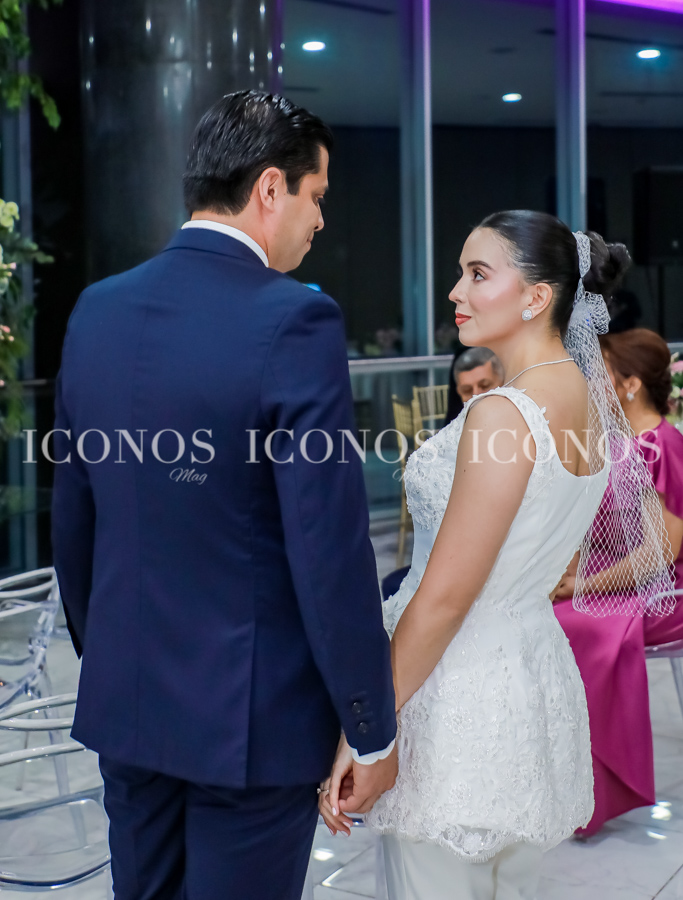 Boda civil Nancy Carolina Tejada Muñoz y David Humberto Villanueva Coto