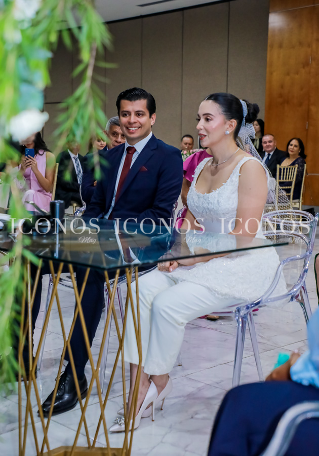 Boda civil Nancy Carolina Tejada Muñoz y David Humberto Villanueva Coto