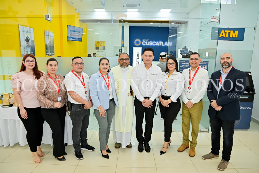 Inauguración Banco Cuscatlán agencia Mega Mall