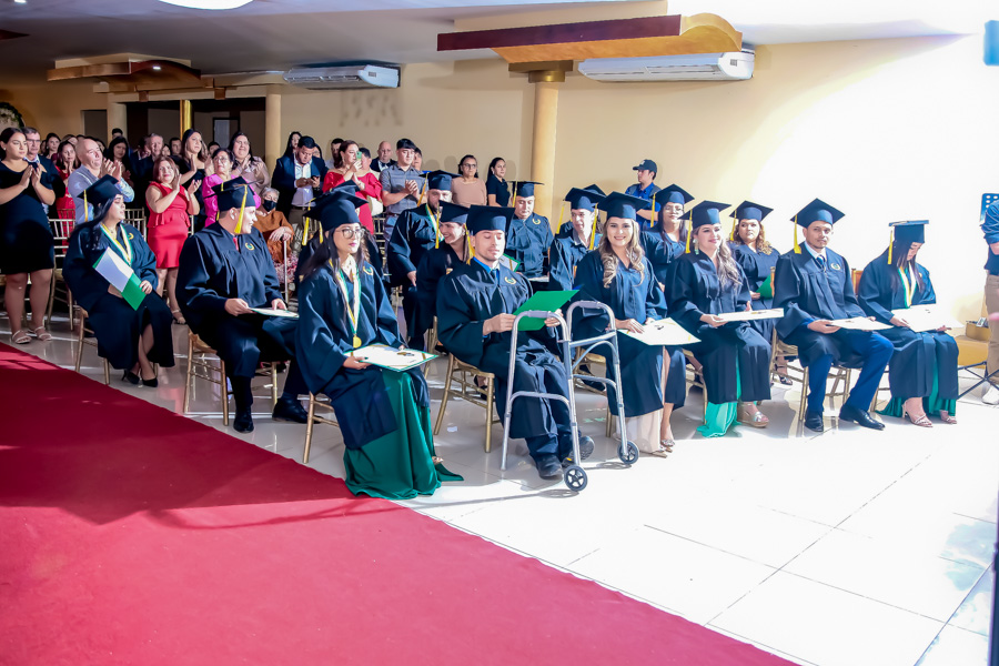 La 19 ceremonia graduación by UTH Santa Bárbara (29)