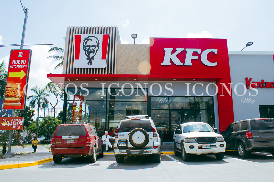 Lanzamiento Crispy Sandwiches by Kentucky Fried Chicken KFC