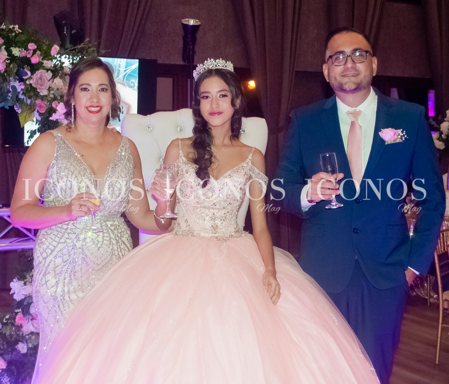 Quince anos Alessa Maria Munar Pineda San Pedro Sula Honduras