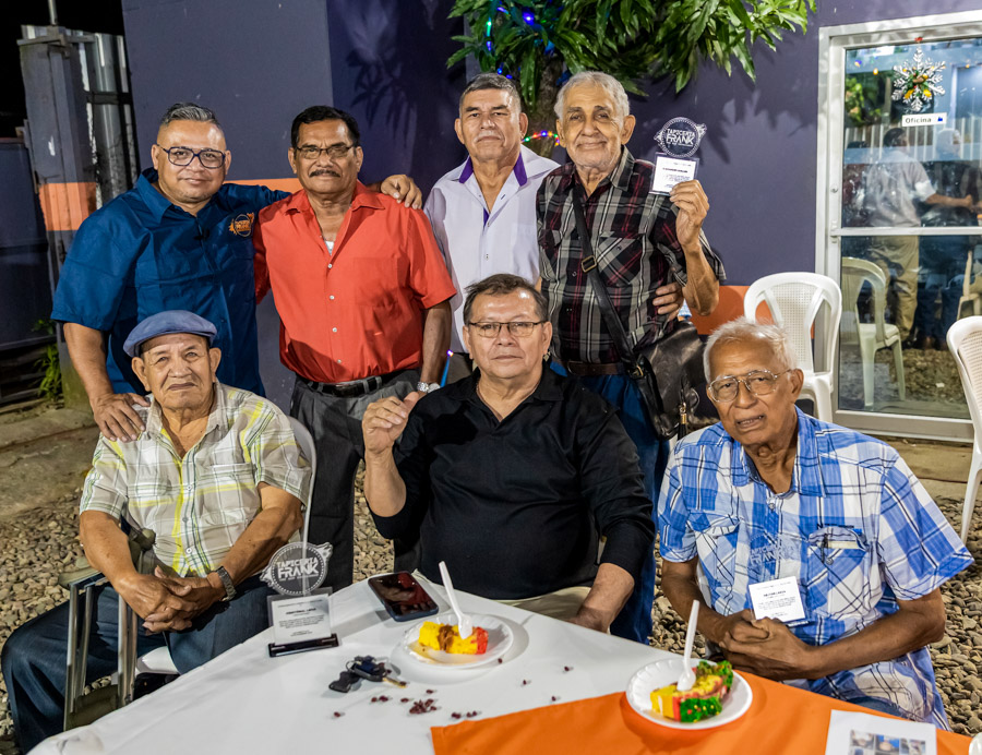 Reconocimientos tapiceros sampedranos by Tapicería Frank (2)