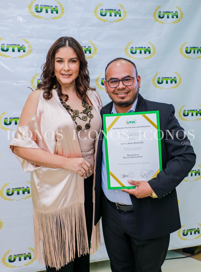 Primera clausura diplomado Docencia Universitaria 2024 by UTH