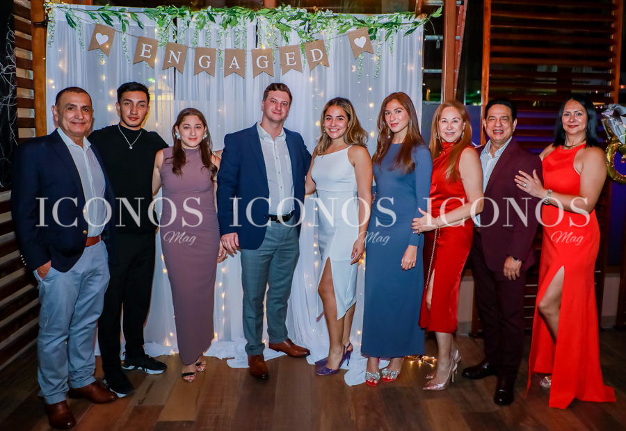 Compromiso matrimonial Stephany Paredes y Richard Denis
