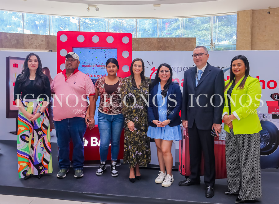 Ganadores campaña Experimenta la magia de ahorrar 2024 by Bac Honduras