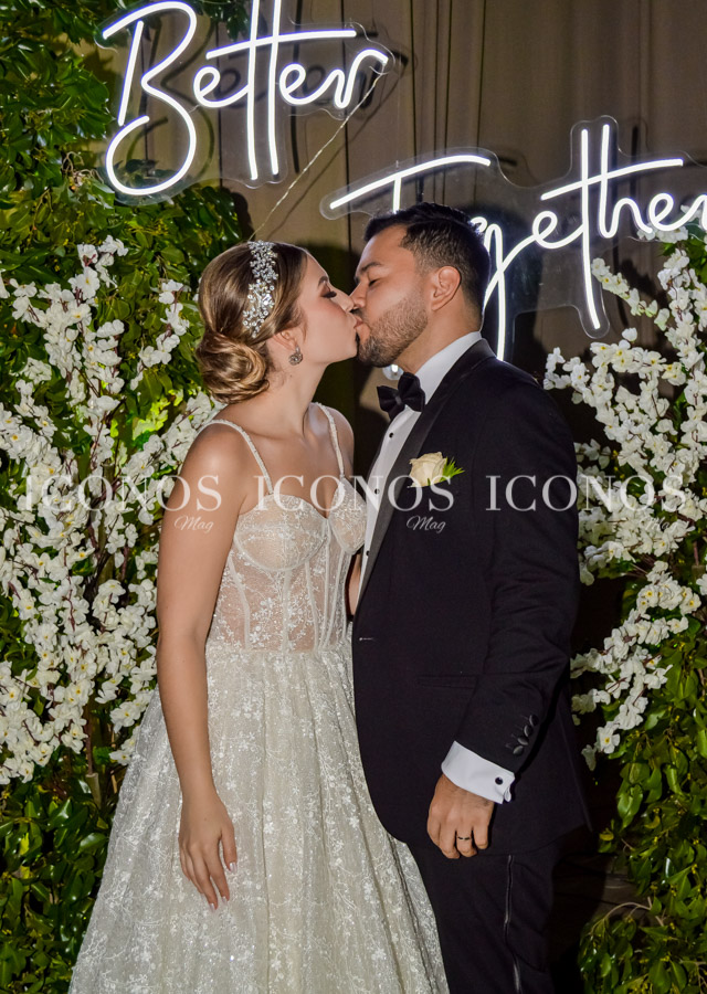Boda Krisya Nayath Papadas Paredes y Omar Francisco Maldonado Villeda 2024