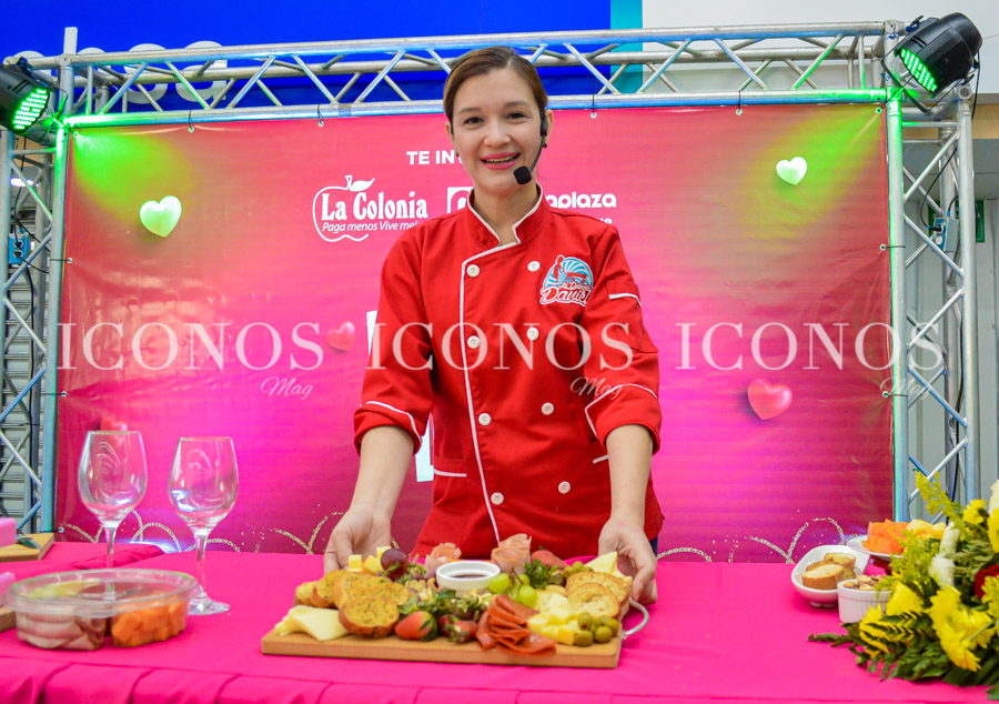 Love is Love Megaplaza Palenque y La Colonia