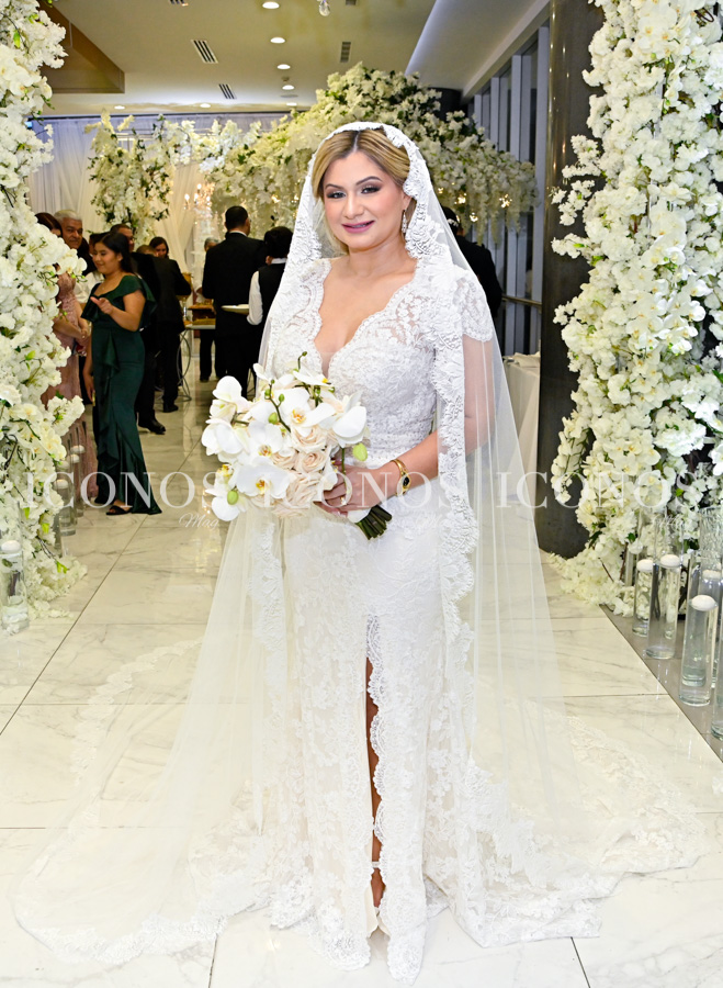 Posado novios boda religiosa Emma Mejia y Roger Valladares-3