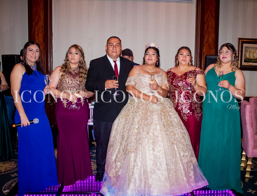 Quince años Osiris Fabiola Acosta Colindres