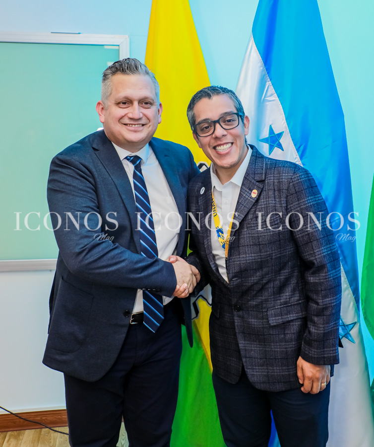 Visita rector UNAH a UTH Honduras
