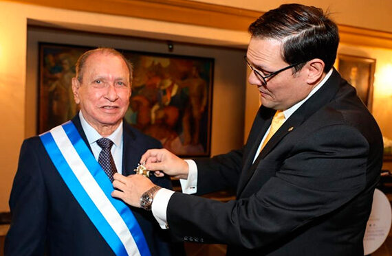 Ricardo Alonso Flores