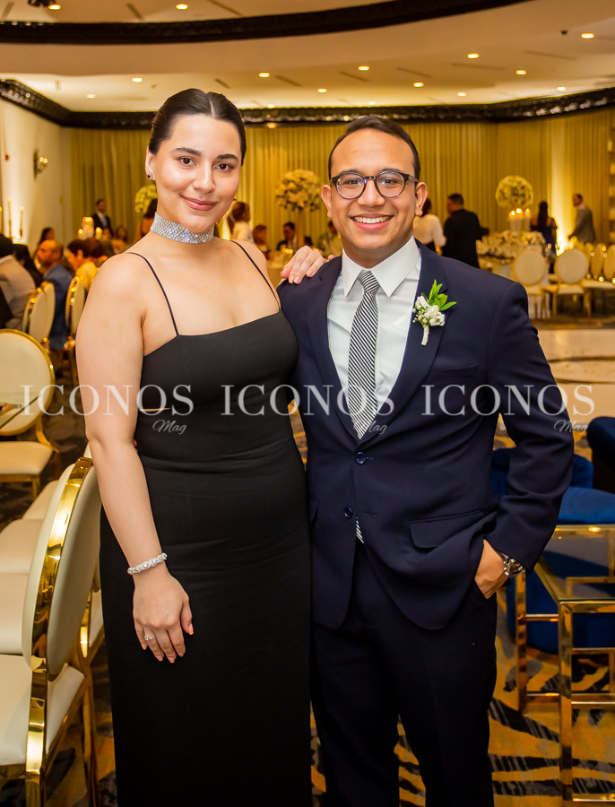 Boda Ana Mercedes Izaguirre Herrera y Carlos Alberto Flores Raudales