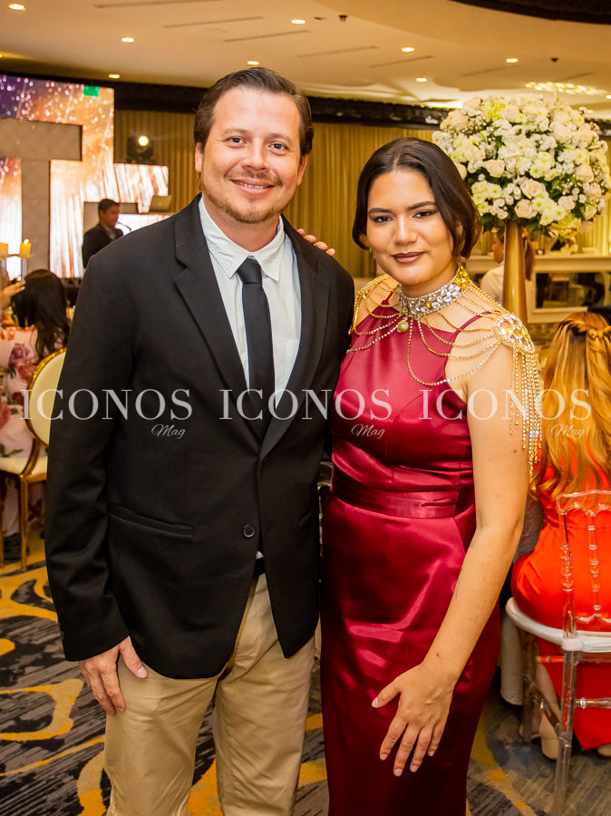 Boda Ana Mercedes Izaguirre Herrera y Carlos Alberto Flores Raudales