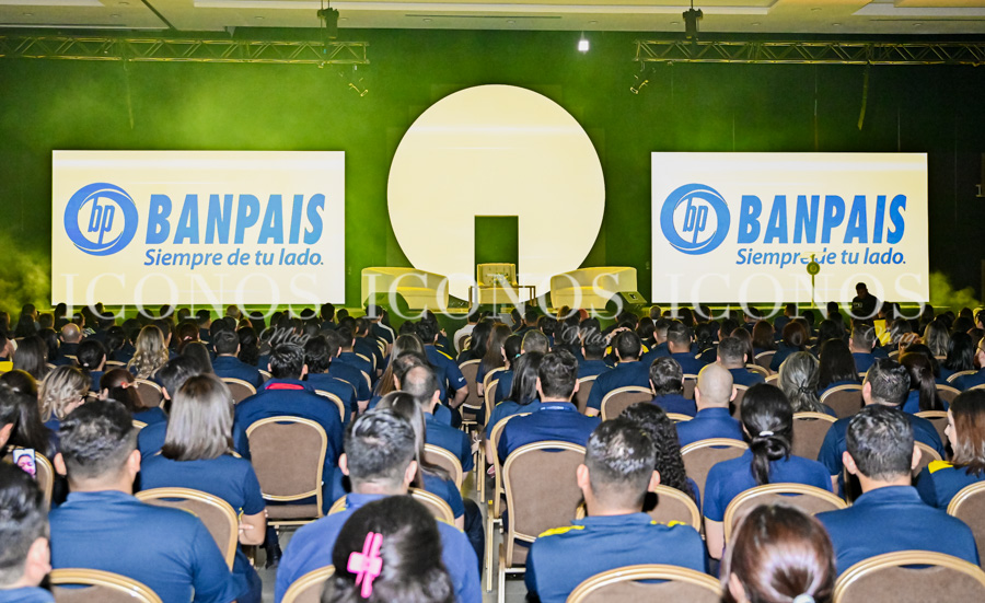 Entrevista histórica Roberto Canessa by Banpaís Honduras