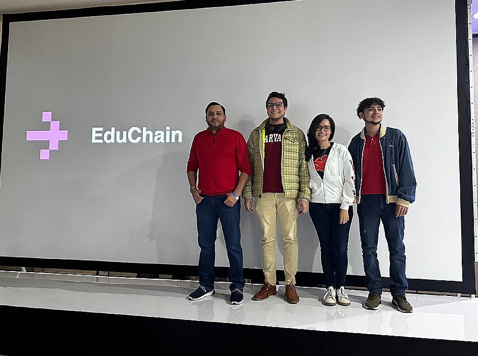 Universidad de San Pedro Sula USAP gana Hackathon Latinoamérica