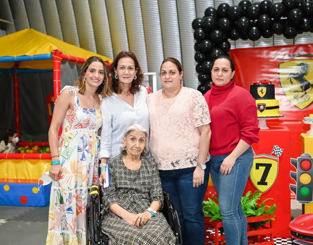 Veronica Issa de Khoury