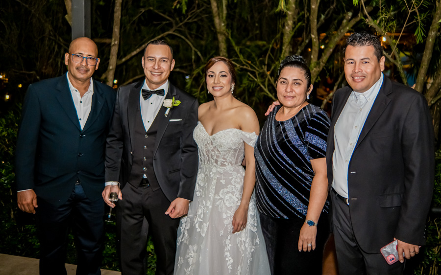 Sonia Muñoz Alvarenga y Leonel David Fonseca Rosales