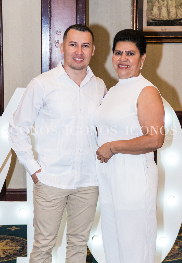 Cumpleanos 40 Victor Alexis Quiroz Lara