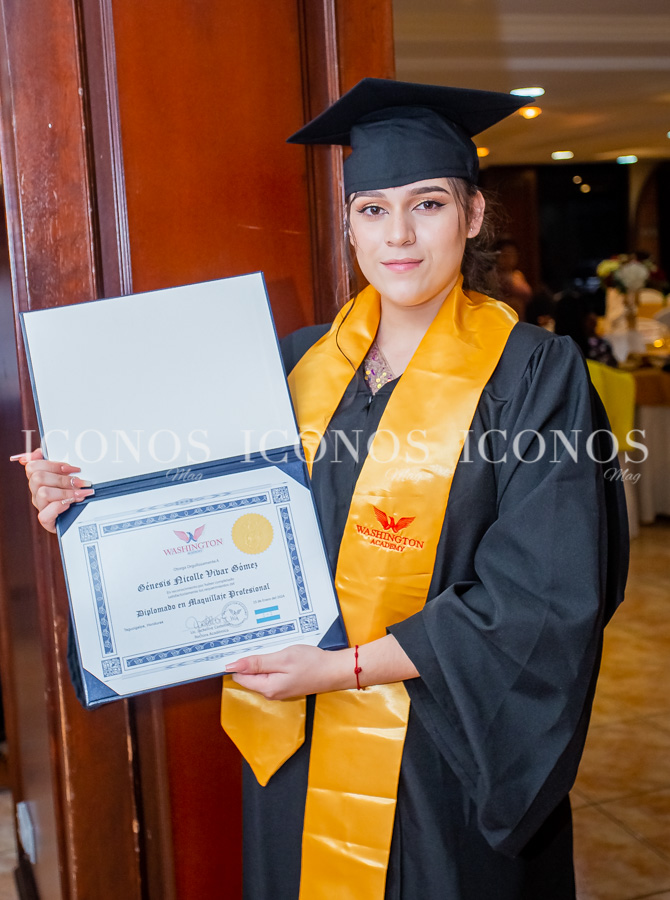 Graduación abril 2024 Washington Academy Tegucigalpa
