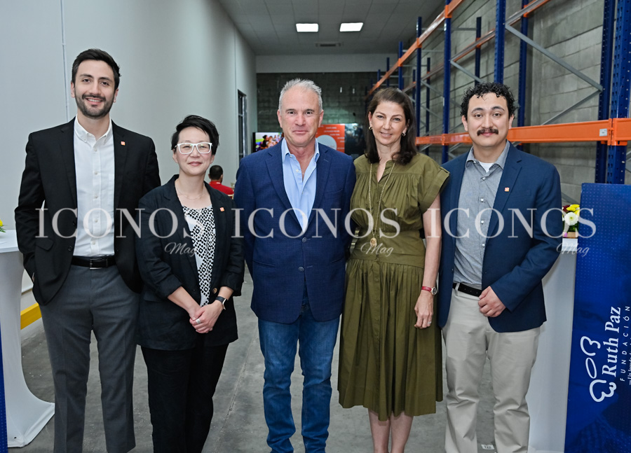 Centro de distribución medicamentos fundación Ruth Paz y Direct Relief