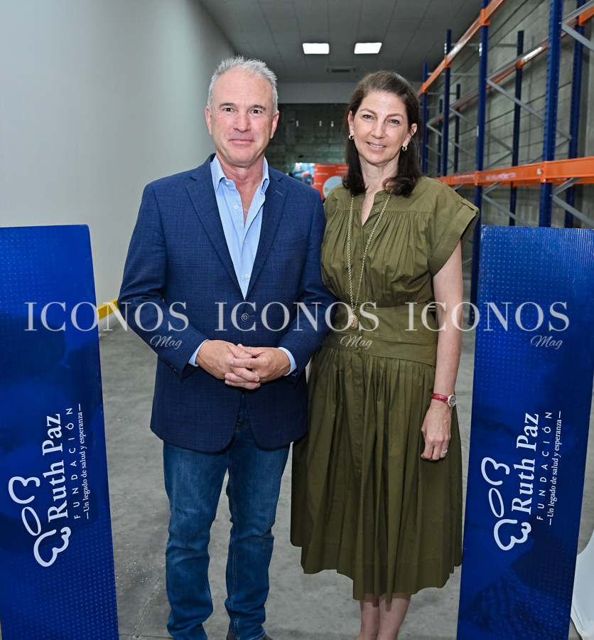 Centro de distribución medicamentos fundación Ruth Paz y Direct Relief