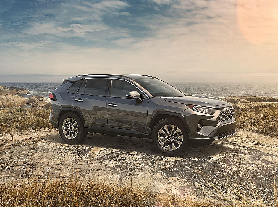 PORTADA Toyota RAV 4 by Grupo Flores