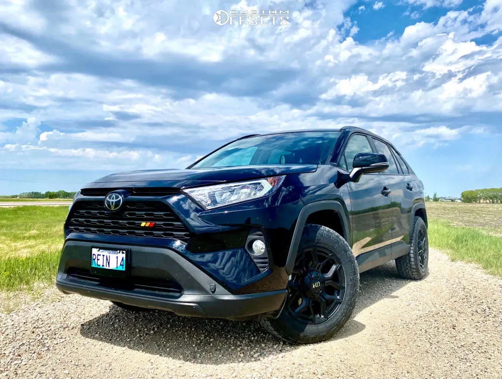 Toyota RAV 4 by Grupo Flores