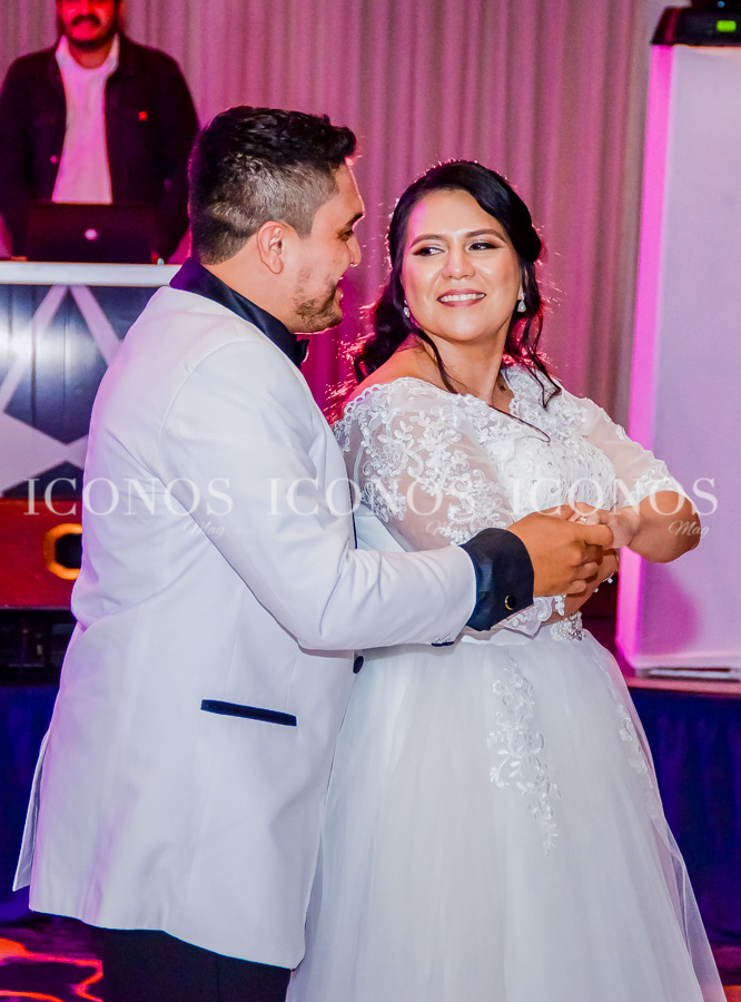 Boda Elena Gisel Cardenas López y Richard Jiuver Sierra Medina Tegucigalpa Honduras