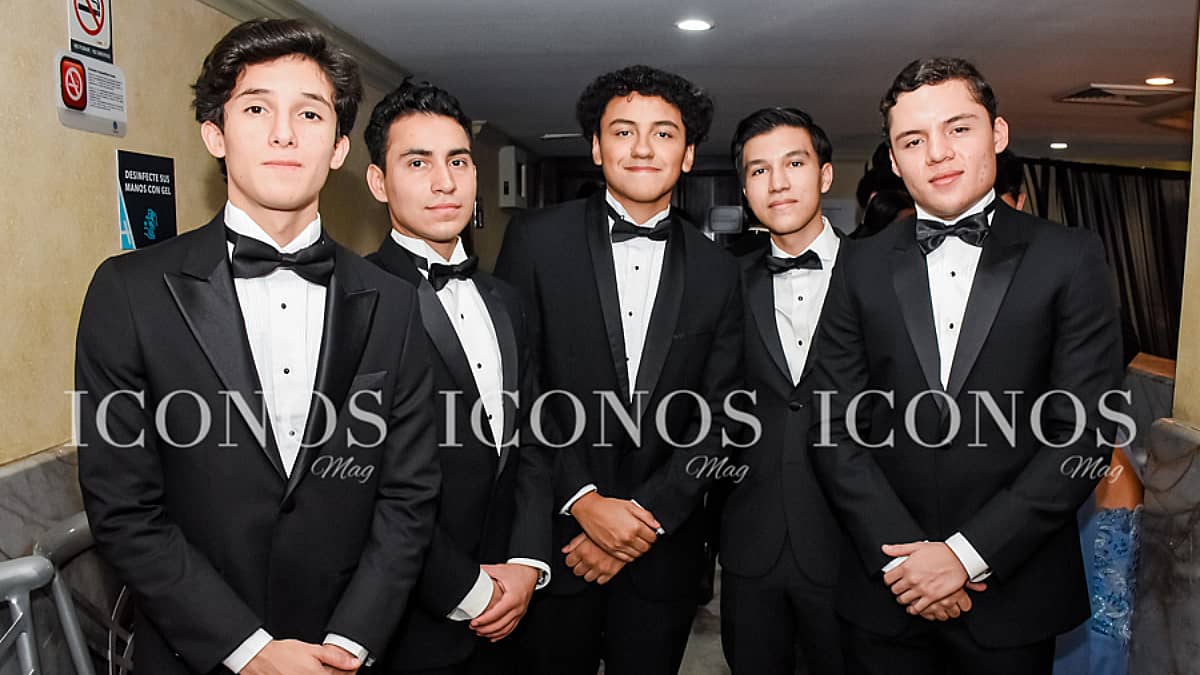 especial graduaciones 2024