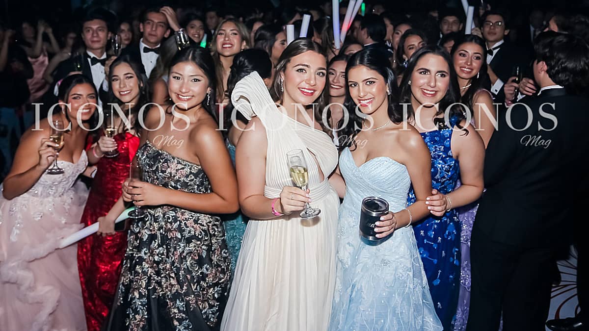 especial graduaciones 2024