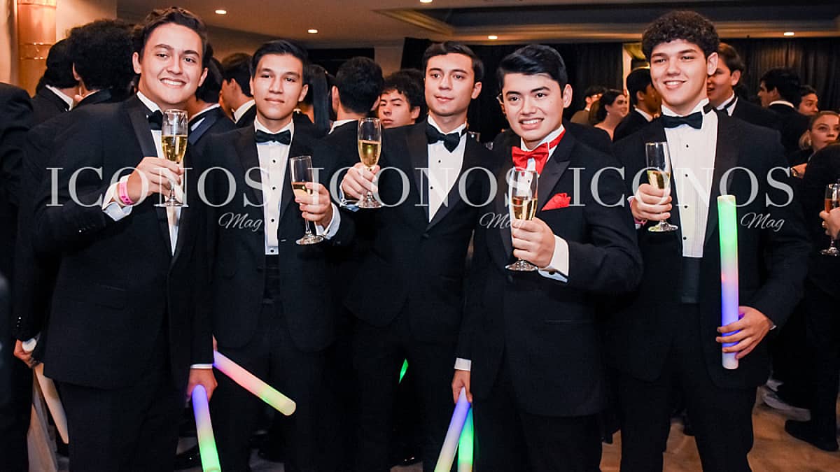 especial graduaciones 2024