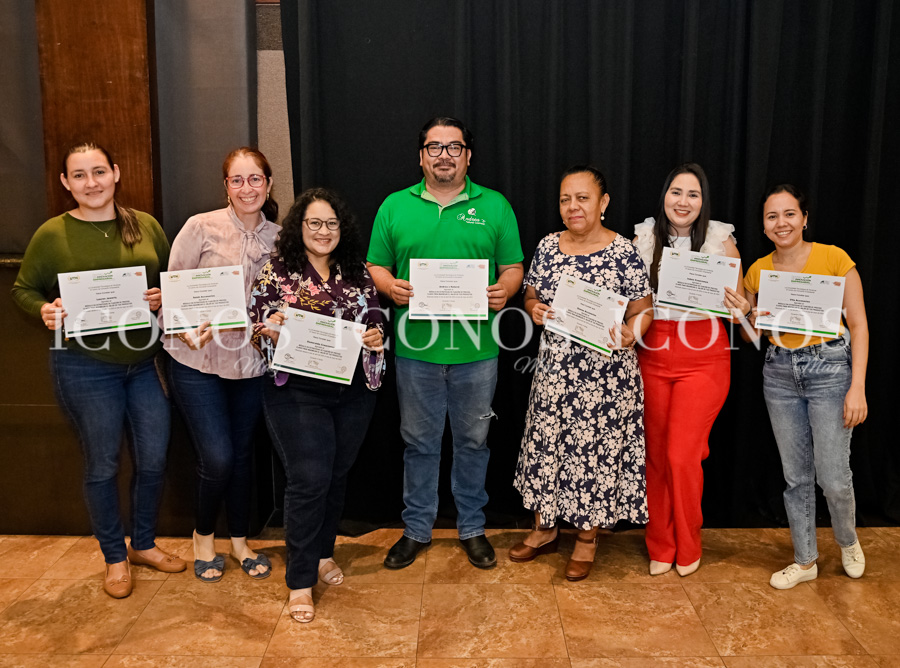 clausura taller emprendedores 2024 uth honduras