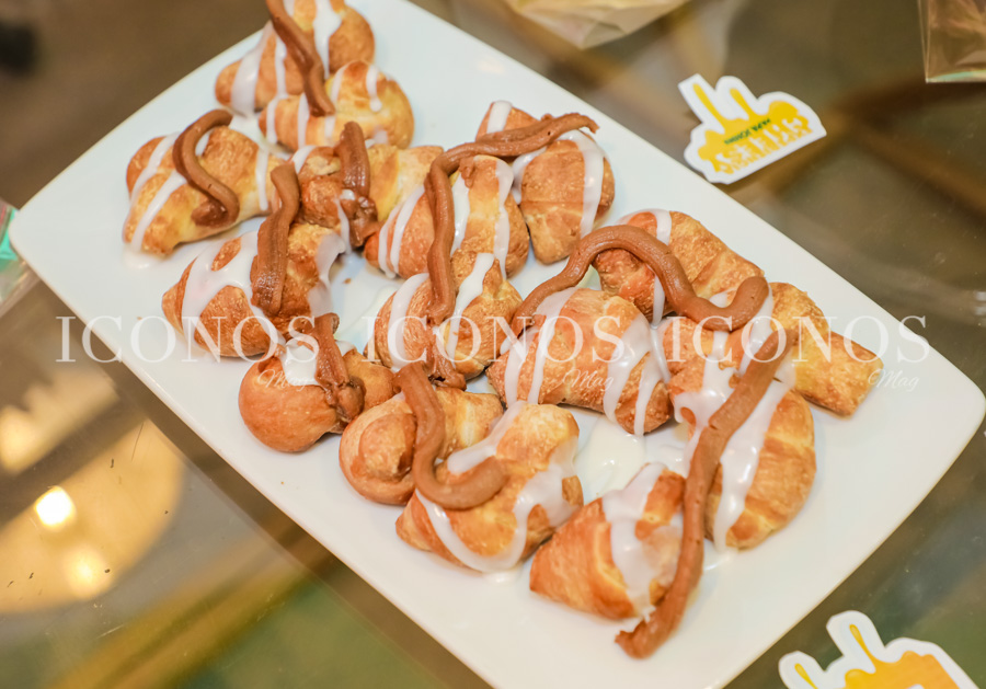 lanzamiento cheesy cheddar pizza 2024 by papa johns