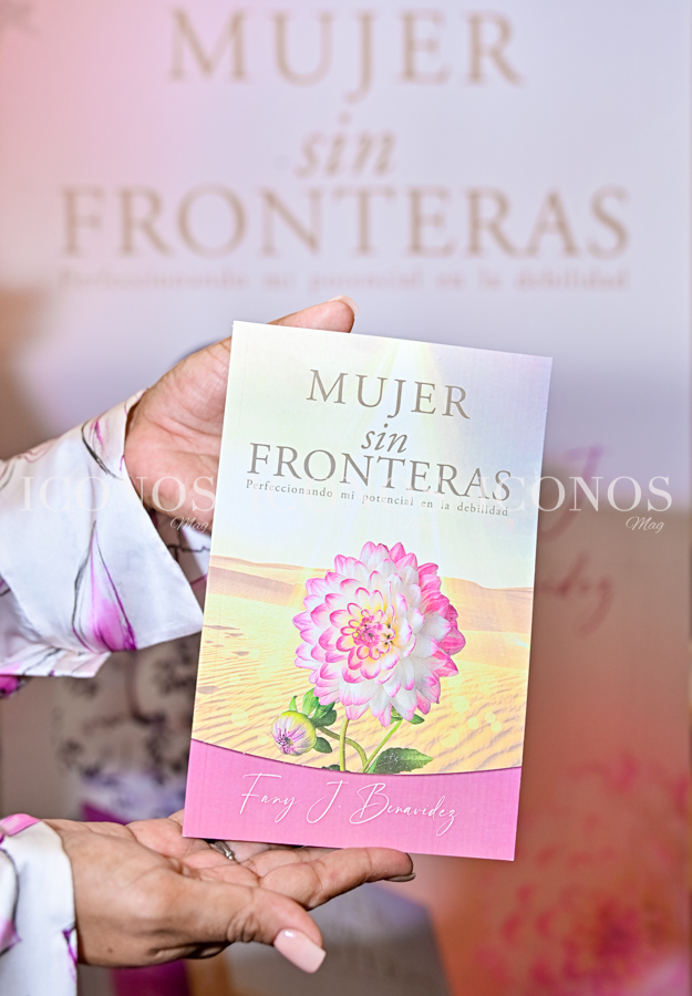 lanzamiento libro mujer sin fronteras by escritora fany benavidez