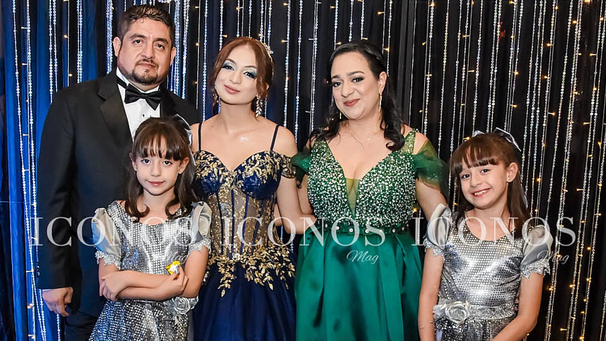 especial graduaciones 2024