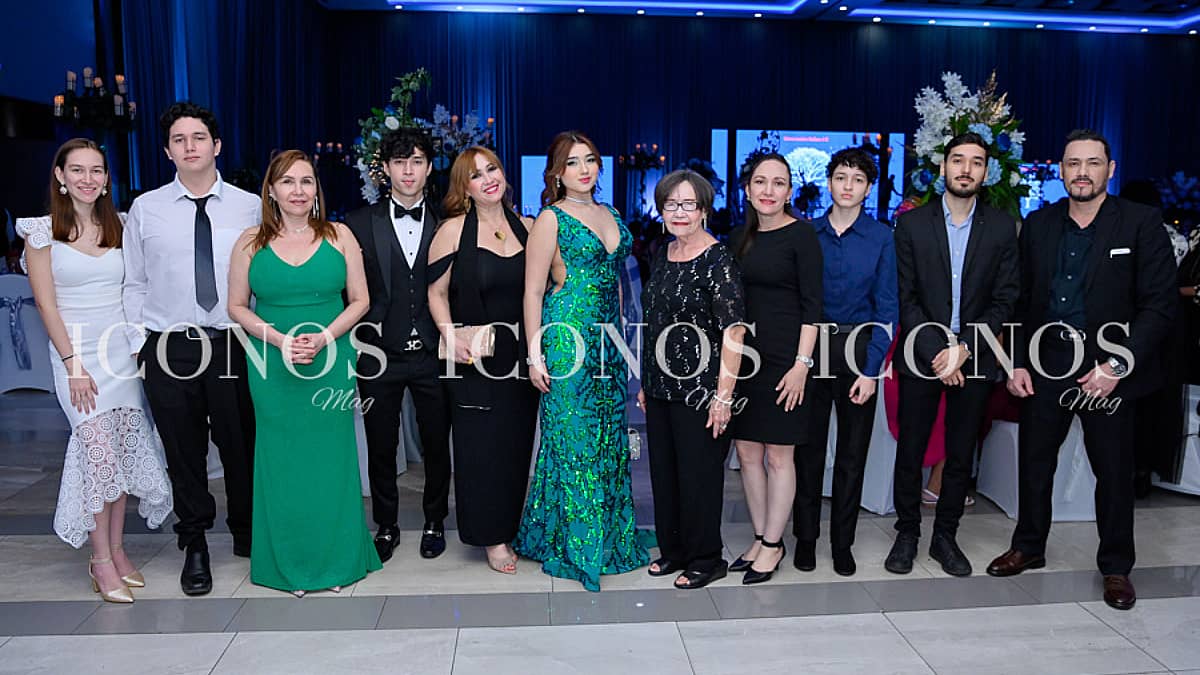 especial graduaciones 2024