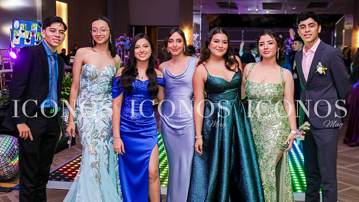 especial graduaciones 2024