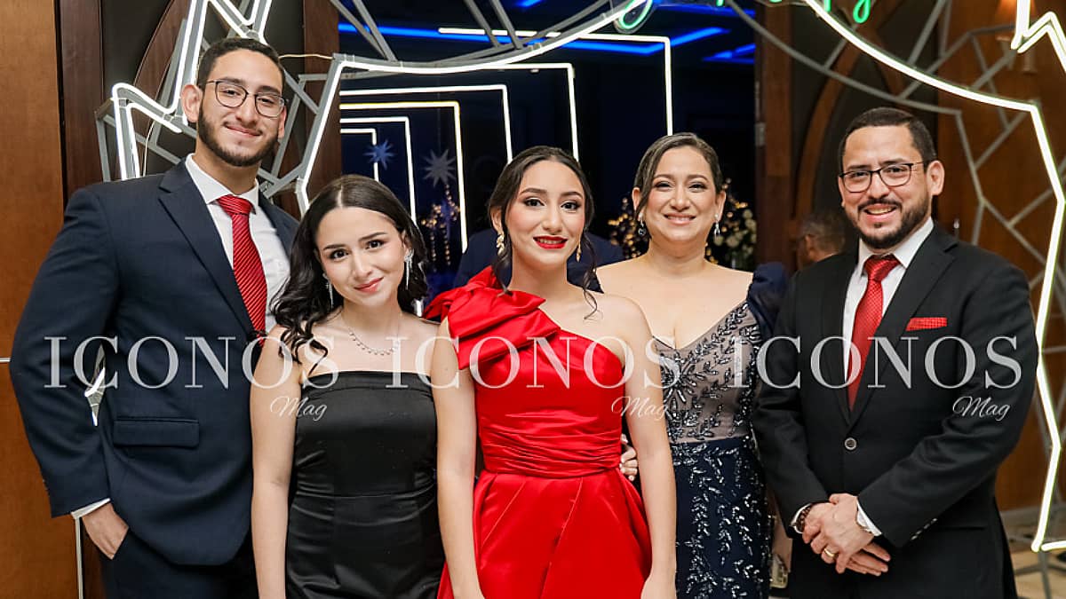 especial graduaciones 2024