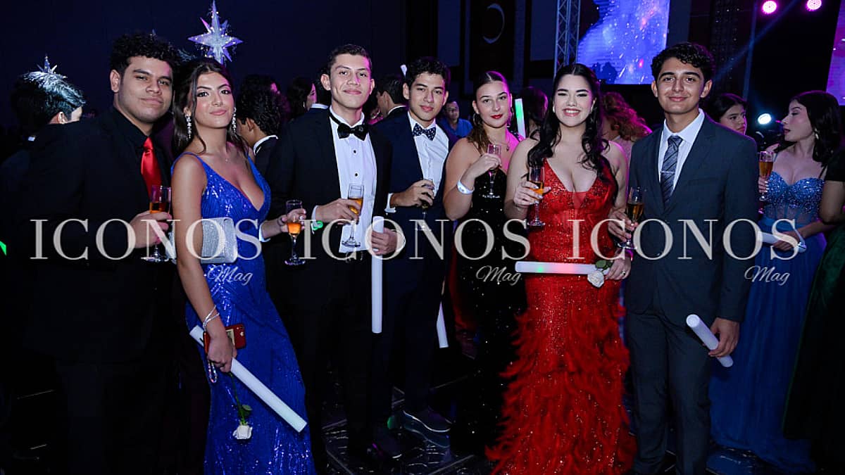 especial graduaciones 2024