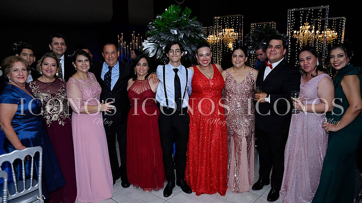 especial graduaciones 2024