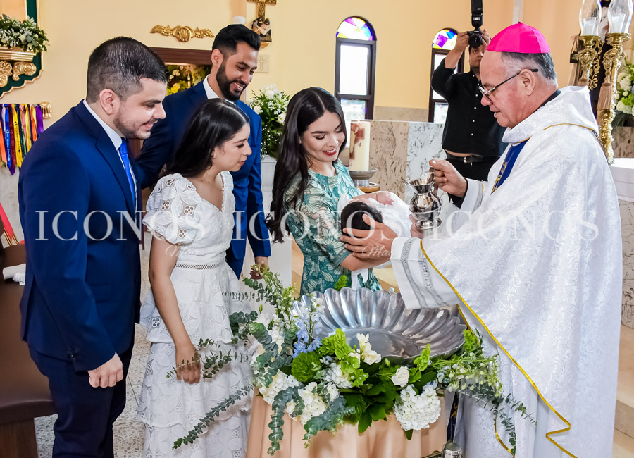 Antonella Valenzuela Mejía bautizo