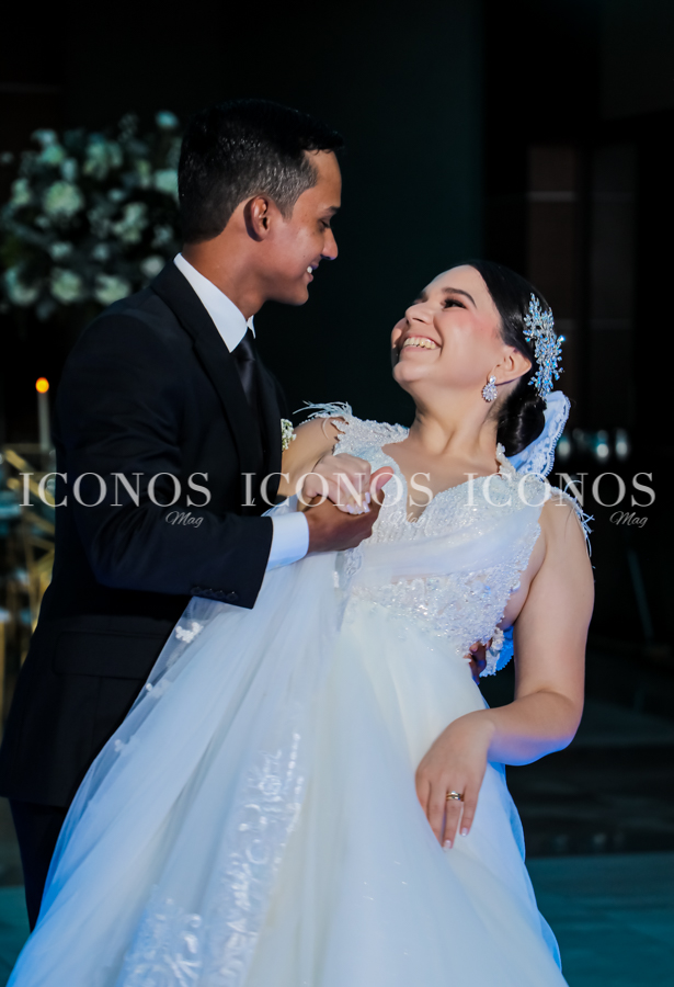 Boda Paola Lisbet Triminio Leonor y Luis Enrique López Rodríguez