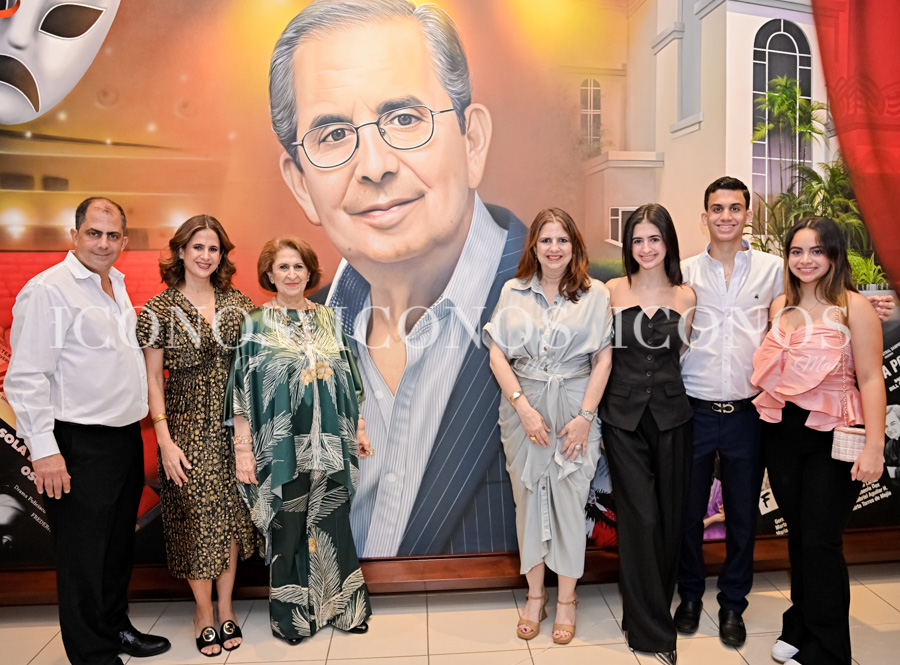 develacion mural postumo jose francisco saybe teatro circulo teatral sampedrano