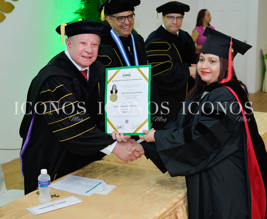 entrega de titulos graduacion uth honduras campus san pedro sula parte 1