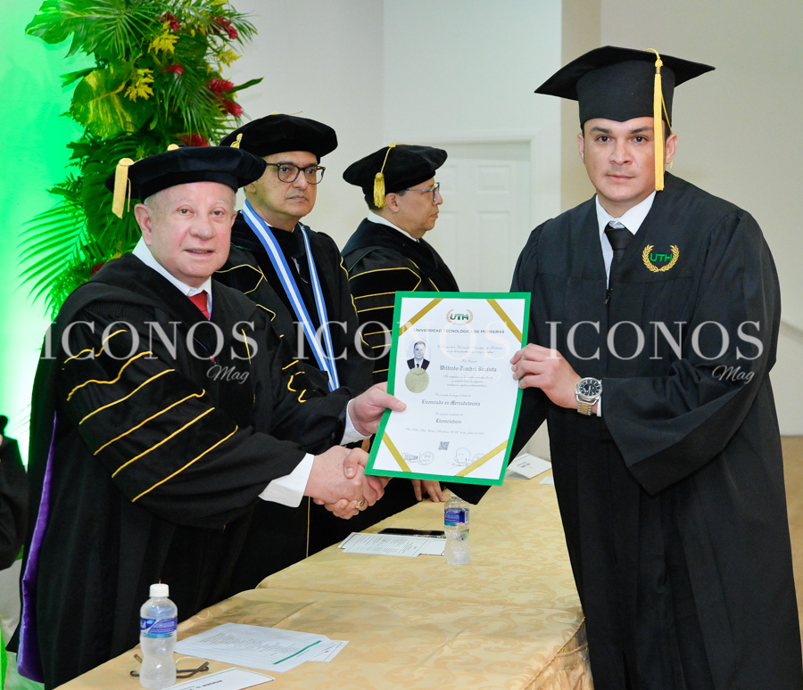entrega de titulos graduacion uth honduras campus san pedro sula parte 2