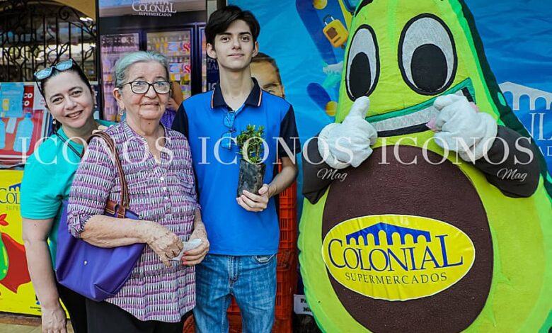 Celebración Día del árbol 2024 Supermercados Colonial