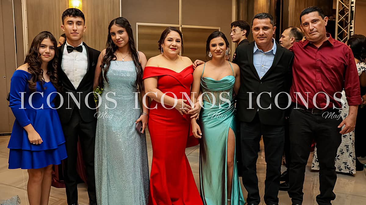 especial graduaciones 2024